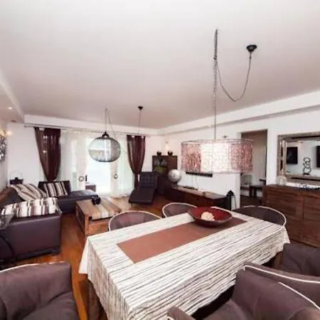 Apartment Vesna *